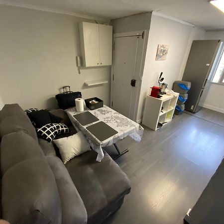 Habitaciones Cerca Del Centro De Barcelona, Barceloneta, Aeropuerto Y Fira L'Hospitalet de Llobregat Kültér fotó